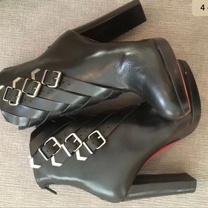 CL Boots